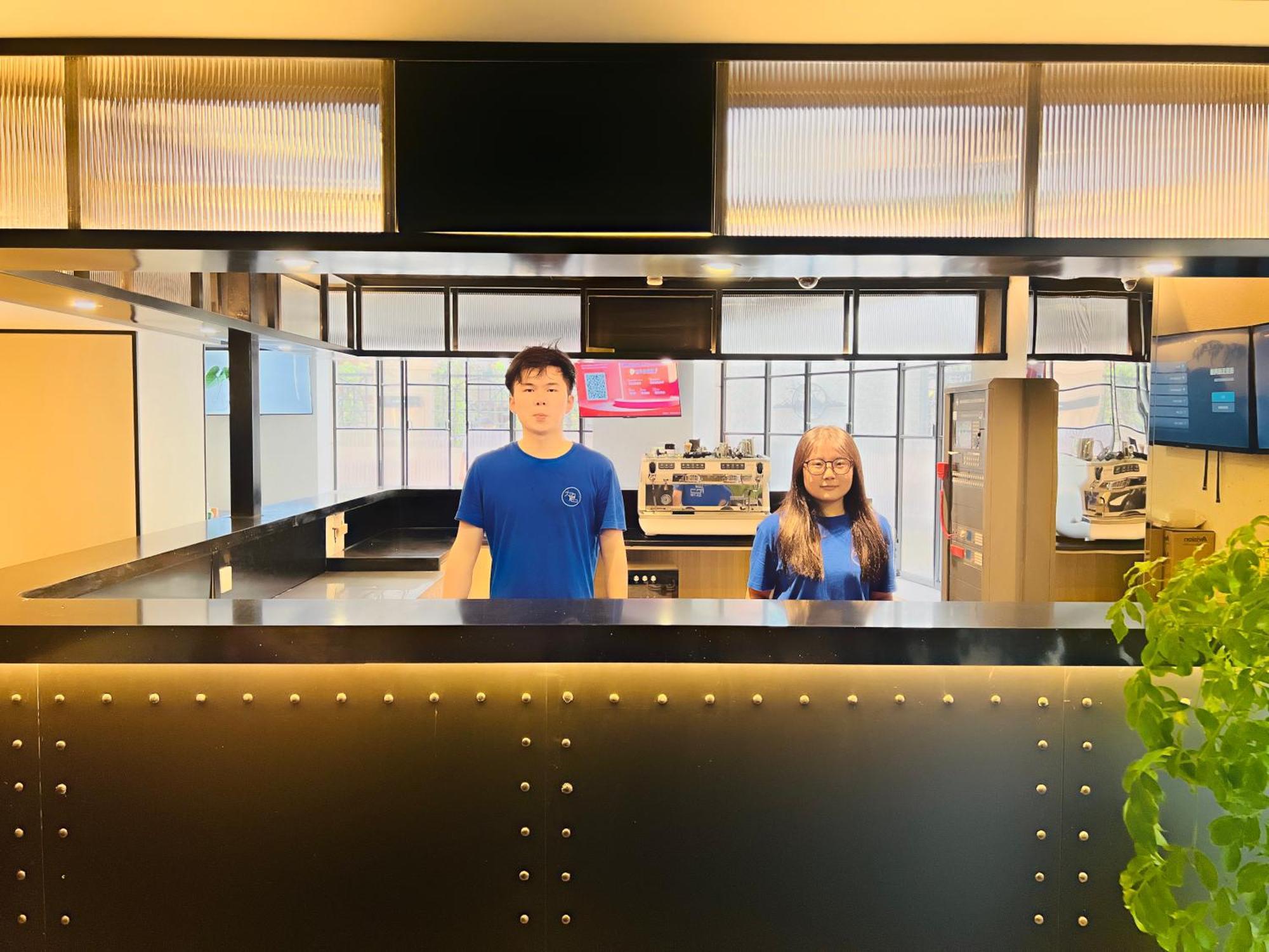 Dayin Garden Hotel -Near People'S Square & Nanjing Road-Large Social Area -Bar -Cafe -Gym -Free Laundry Luggage Storage -24H Front Desk-English Service Shanghai Bagian luar foto