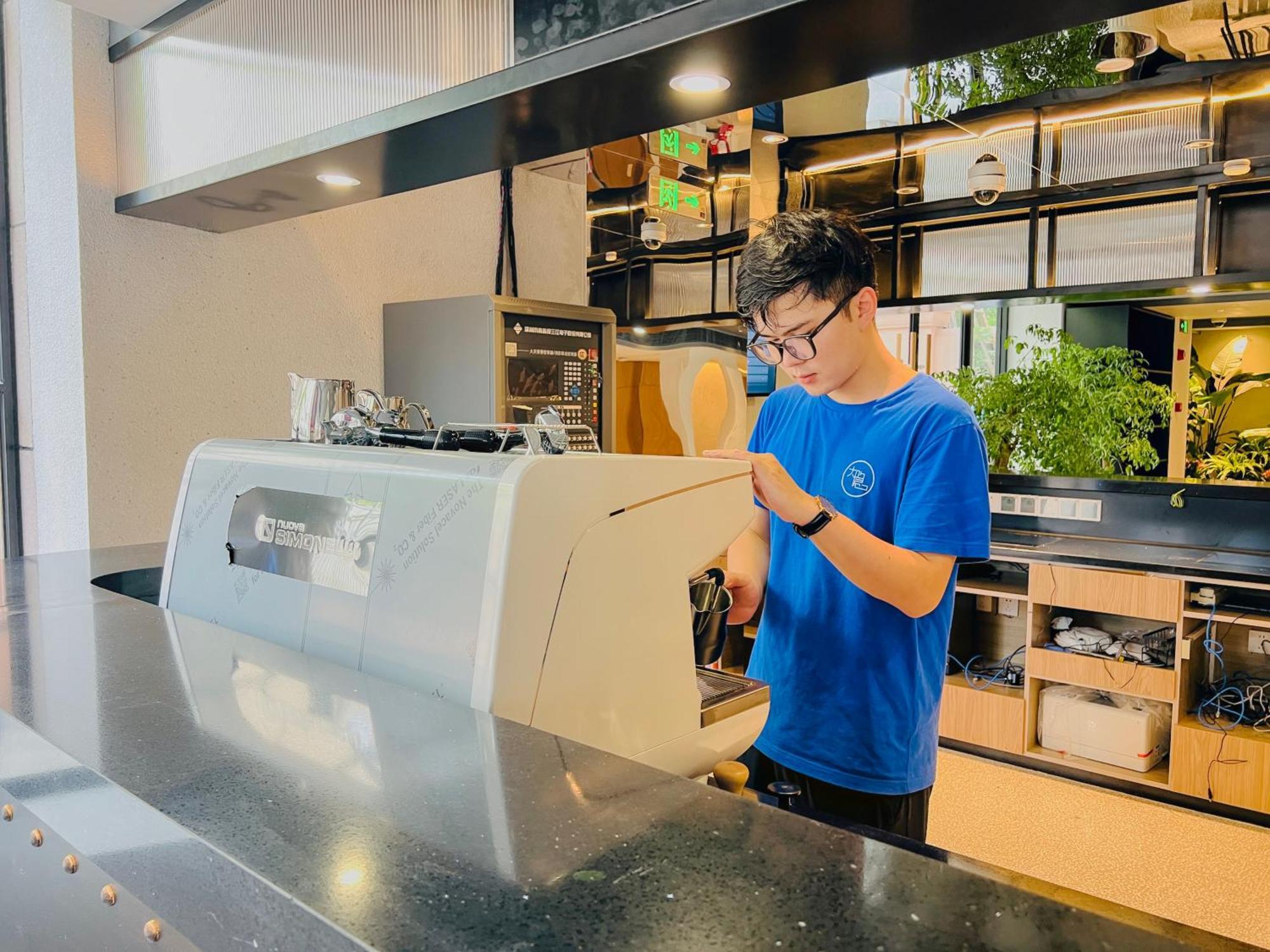 Dayin Garden Hotel -Near People'S Square & Nanjing Road-Large Social Area -Bar -Cafe -Gym -Free Laundry Luggage Storage -24H Front Desk-English Service Shanghai Bagian luar foto