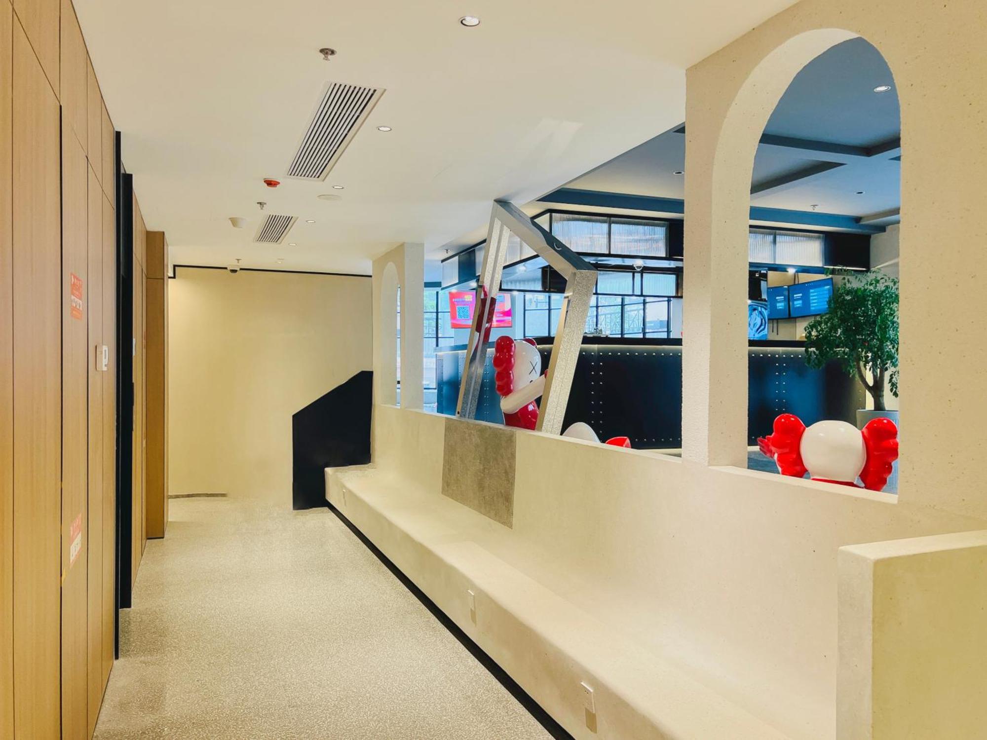 Dayin Garden Hotel -Near People'S Square & Nanjing Road-Large Social Area -Bar -Cafe -Gym -Free Laundry Luggage Storage -24H Front Desk-English Service Shanghai Bagian luar foto