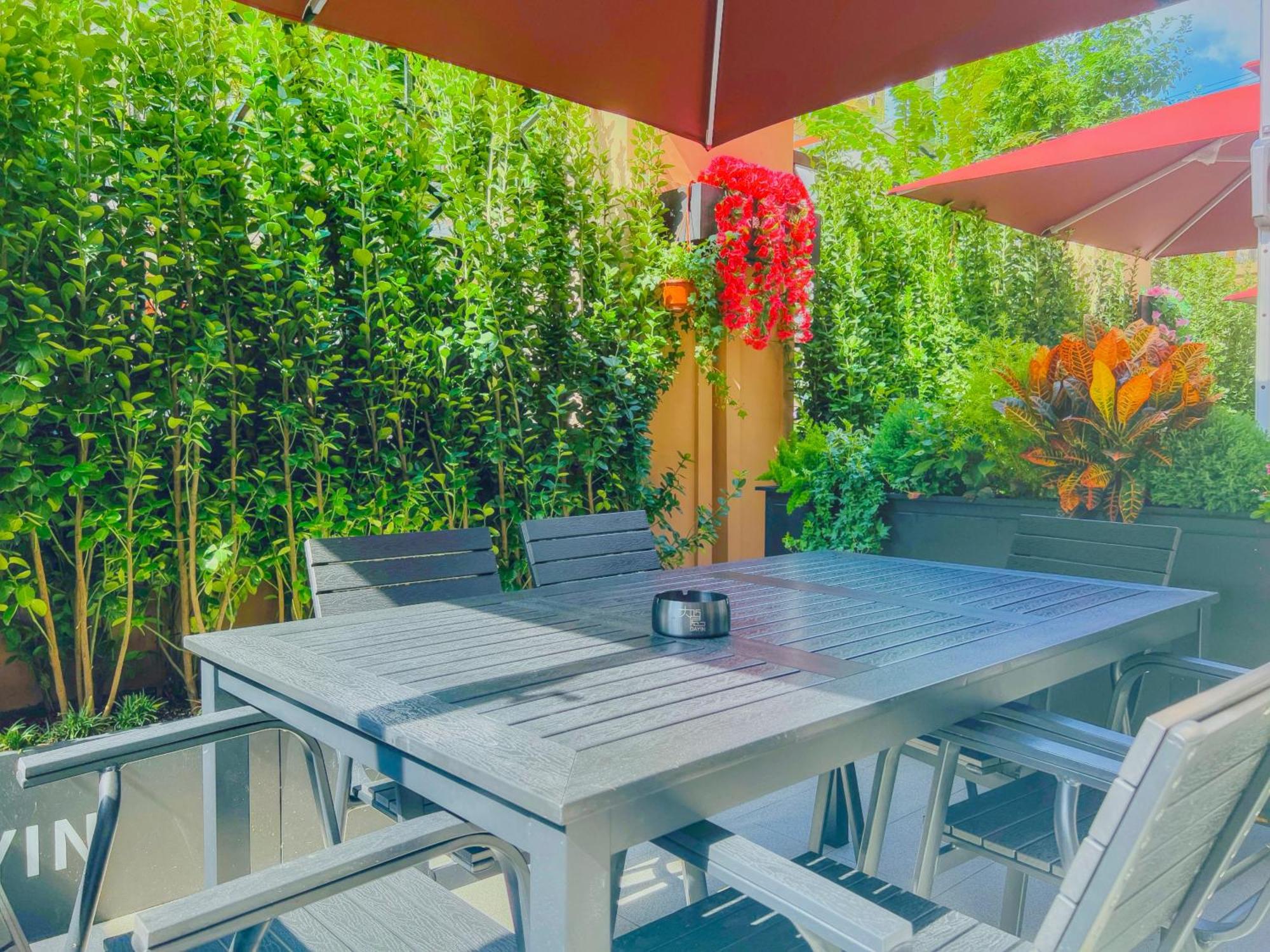Dayin Garden Hotel -Near People'S Square & Nanjing Road-Large Social Area -Bar -Cafe -Gym -Free Laundry Luggage Storage -24H Front Desk-English Service Shanghai Bagian luar foto